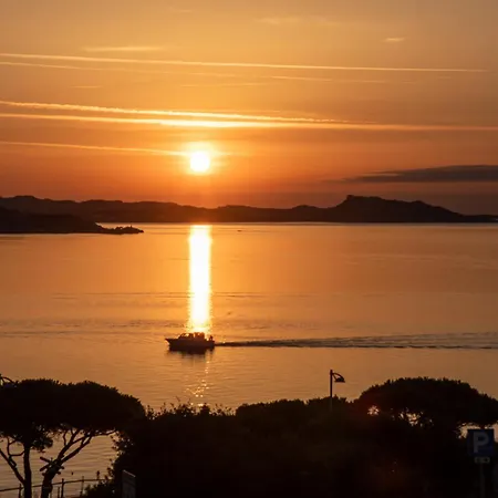 Blumarine Couette-café